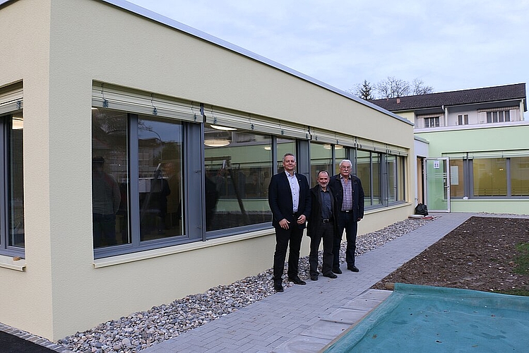Anbau Kindergarten Eich: Architekt Martin Thalmann, Vizeammann Hanspeter Benz und Bauverwalter Peter Richiger.
