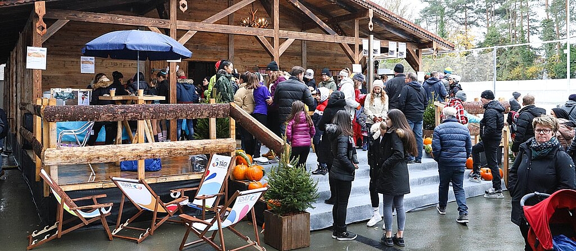 Auch das Fondue-Chalet wurde in Betrieb genommen.
