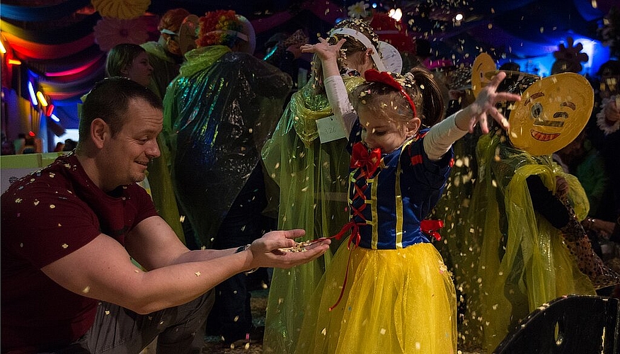 Konfetti gehören zur Kinderfasnacht einfach mit dazu.

