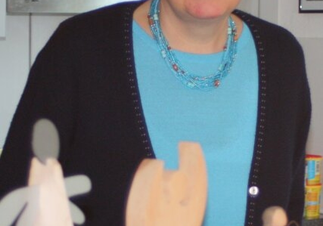 Barbara Marti organisiert Feier.bär