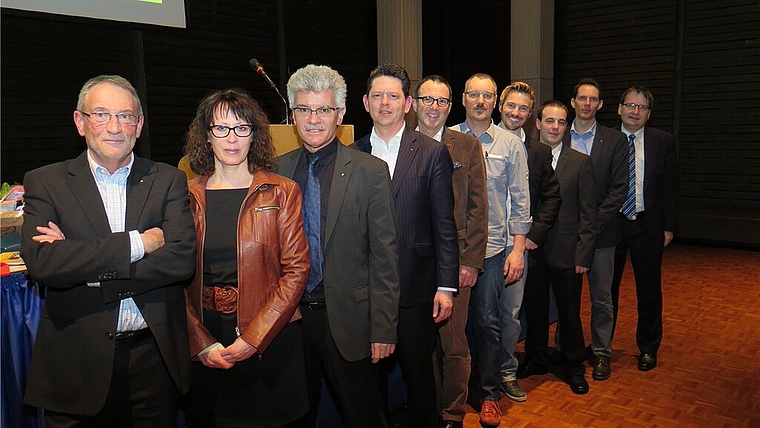 Der bisherige und der neue Vorstand des HGV (v.l.): Alfons Frei, Carmen Moeri, Hans Utz, Roger Schranz, Stefan Biedermann, Fritz Krähenbühl, Oliver Zryd, Fabian Käufeler, Marcel Leuzinger und Erich Meier. Auf dem Bild fehlt Denise Zumsteg.Foto: sk