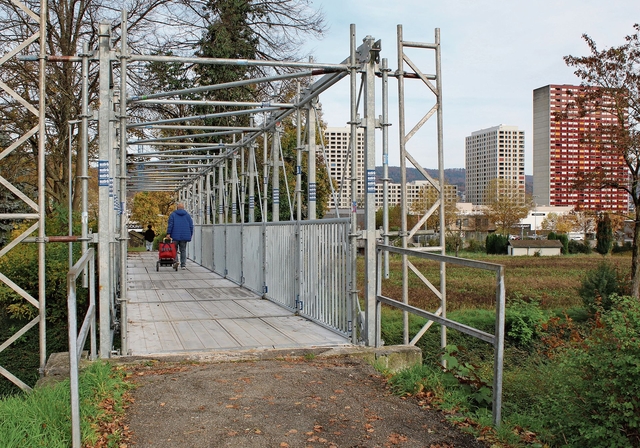 Boostocksteg: Die provisorische Gerüstbrücke soll durch eine Stahlkonstruktion ersetzt   werden.  Melanie Bär