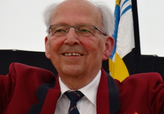 Max Keller der Harmonie Wettingen-Kloster ist erster eidgenössischer Ehrenveteran. Foto: zVg