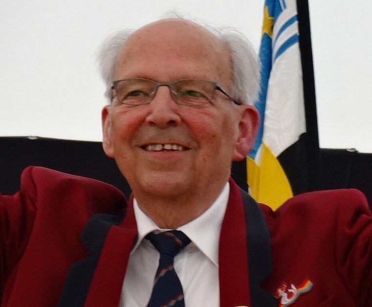 Max Keller der Harmonie Wettingen-Kloster ist erster eidgenössischer Ehrenveteran. Foto: zVg