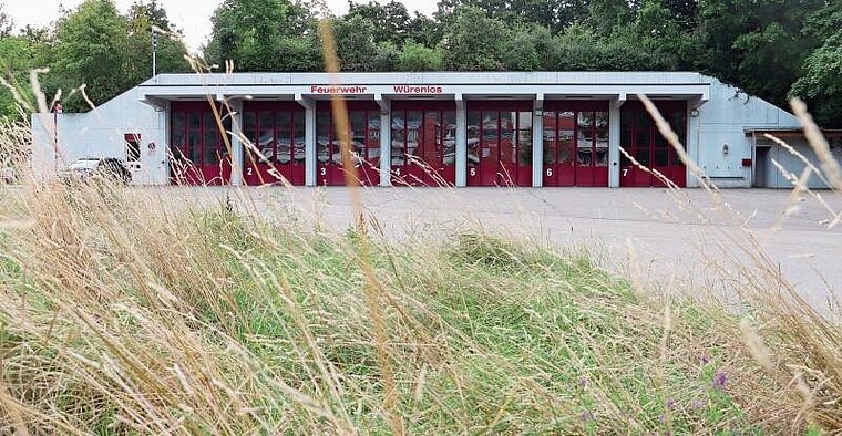 Die Büntenstrasse führt zum Feuerwehrmagazin. Rinaldo Feusi