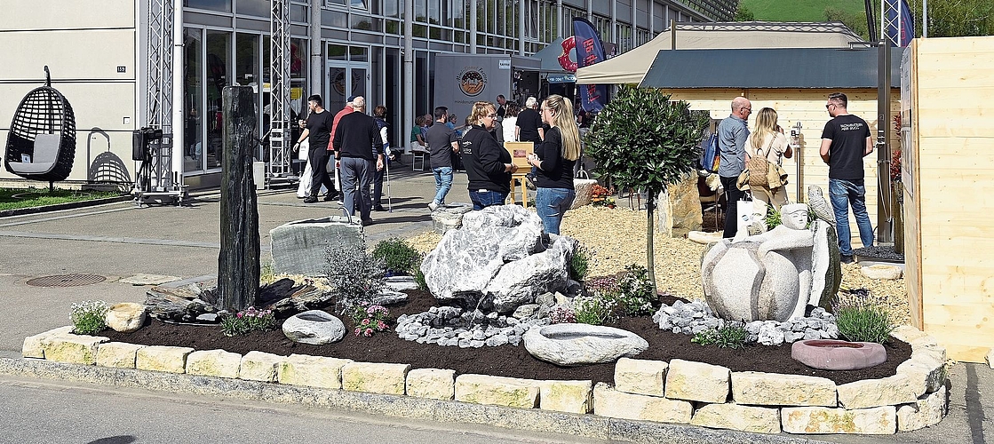 Im Aussenbereich wurden Gartengestaltungen gezeigt.Alexander Wagner