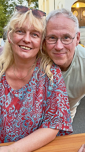Michael Wernke und Anna Grondecka, von Wangen an der Aare zugezogen«Anna lebte bereits in Neuenhof. Die Liebe war der Grund, weshalb ich hierherzog. Uns gefallen die gute Wohnlage und die gute Anbindung.» Michael Wernke und Anna Grondecka, von Wangen an der Aare zugezogen«Anna lebte bereits in Neuenhof. Die Liebe war der Grund, weshalb ich hierherzog. Uns gefallen die gute Wohnlage und die gute Anbindung.»