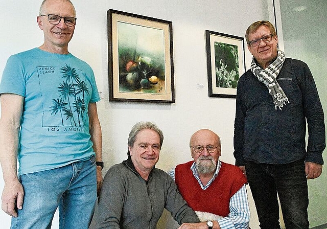 Stolz auf die Ausstellung: Amerigo Lotti, Osvaldo Lotti, Salvatore Mainardi, Gani Bytiçi (Bild: Muriel Zweifel)