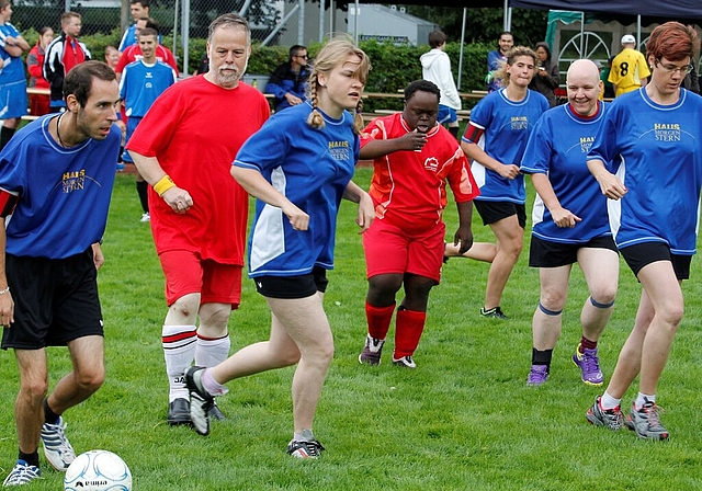 13 motivierte Mannschaften kämpften an «Fredi’s Rotary Grümpi» um die Pokale. Foto: zVg