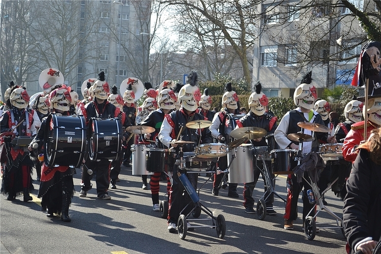 Pipi Langstrumpf wird wohl immer ein Hit bleiben. Kleine Prinzessinnen am Kinderball. Schön geschminkt. Die Kleinsten lassen sich von dem Rummel nicht stören. Spontan entschied sich eine Gruppe, den Valentinstag darzustellen. Pipi Langstrumpf wird wohl immer ein Hit bleiben. Kleine Prinzessinnen am Kinderball. Schön geschminkt. Die Kleinsten lassen sich von dem Rummel nicht stören. Spontan entschied sich eine Gruppe, den Valentinstag darzustellen.
