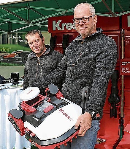 «smartgarden» Killwangen: Daniel Kalt und Peter Hauenstein. bär