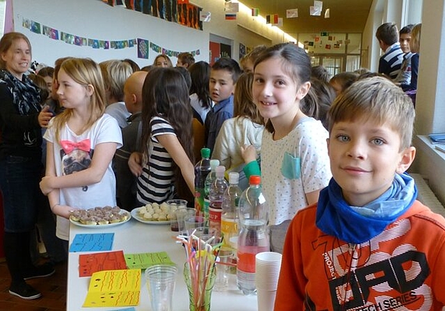 Aufregung vor der Kinder-Pressekonferenz. Fotos: lm
