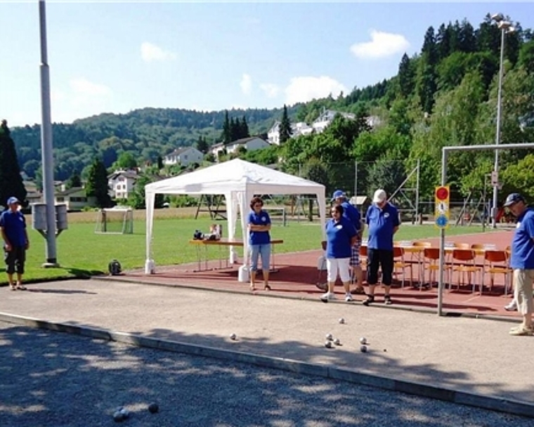 Ein gemütlicher Ausgleich zum Berufsalltag: Pétanque.Foto: zVg