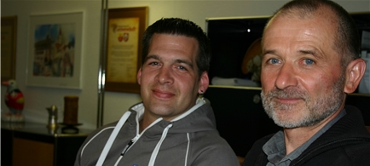 Roland Steiner und Hanspeter Benz berichten über die Vorbereitungen zum Kreisturnfest in Neuenhof. Foto: mbo