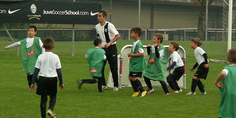 Trainieren wie die Grossen mit Profitrainer Eduard Lomas von Juventus Turin. Foto: ska