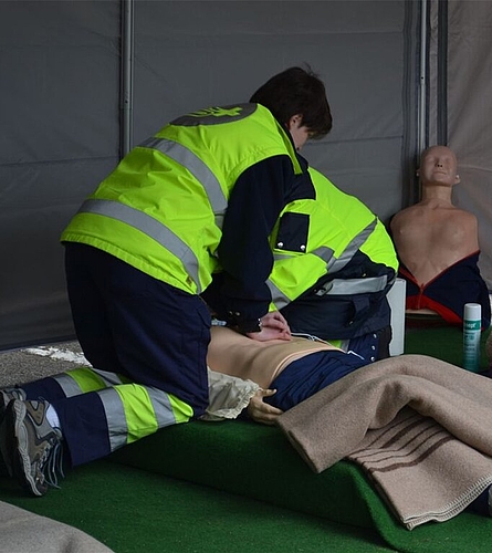 Die Sanität zeigt wichtige Sofortmassnahmen. Die Sanität zeigt wichtige Sofortmassnahmen.