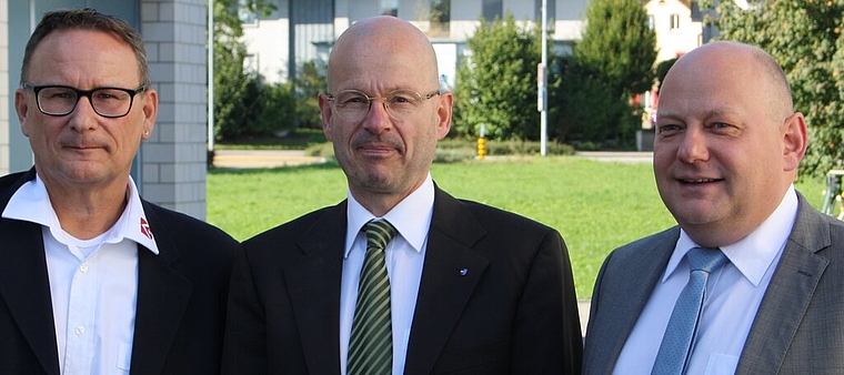 Einig über Uneinigkeit: (v.l.)Gemeindeammann Killwangen, Werner Scherer, Projektleiter Markus Leimbacher und Gemeindepräsident Spreitenbach,Valentin Schmid. Foto: se