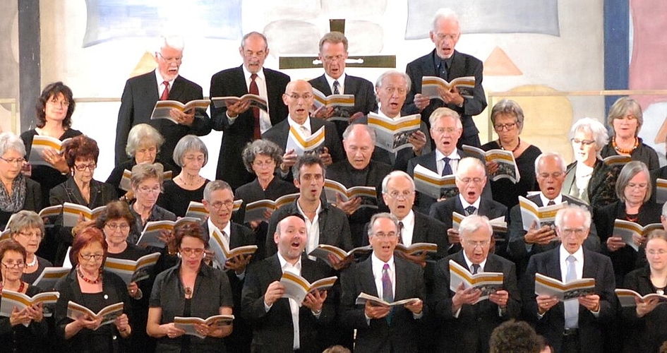 Auftritt des Wettinger Singkreises am 29. Juni in der Klosterkirche.Chorleiter Jonas Ehrler. Fotos: zVg
