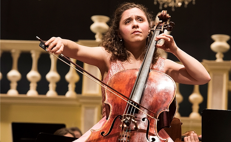 Die junge Cellistin Chiara Enderle stellte ihr Können unter Beweis.