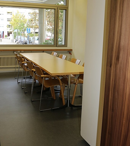 Sitzungszimmer im Erdgeschoss. Sitzungszimmer im Erdgeschoss.