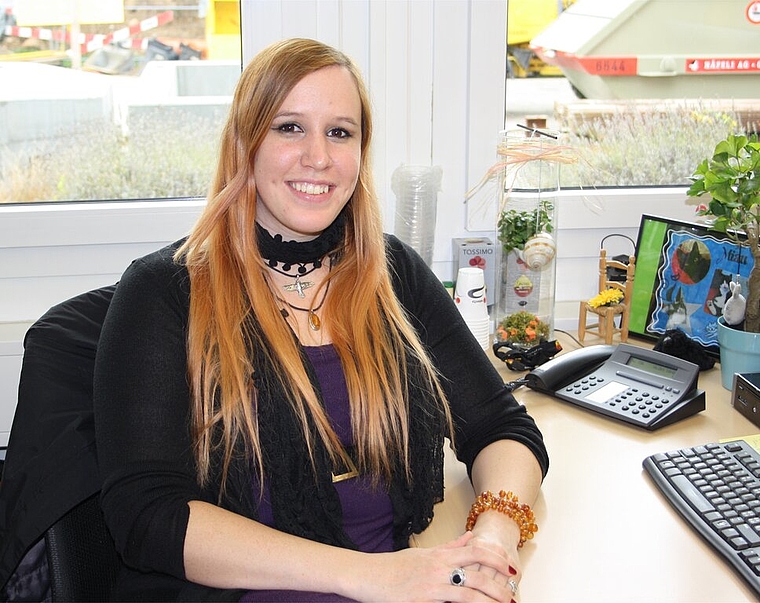 Nathalie Jaworski kümmert sich seit Anfang Monat um die Anliegen der Neuenhofer Jugendlichen. Foto: se
