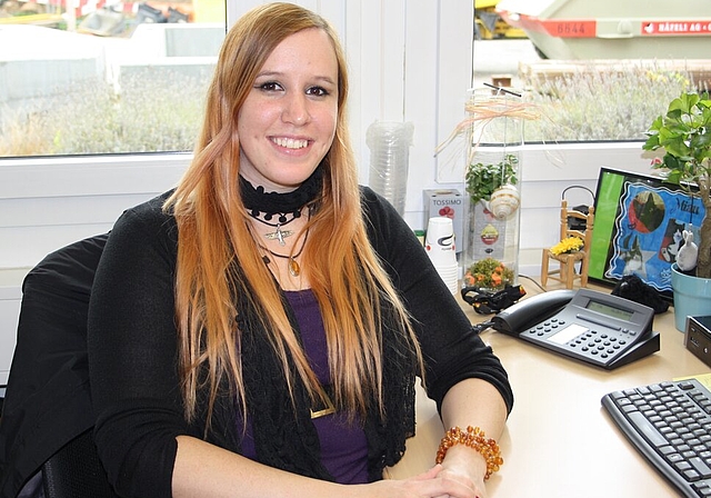 Nathalie Jaworski kümmert sich seit Anfang Monat um die Anliegen der Neuenhofer Jugendlichen. Foto: se