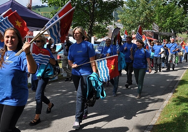 60 Wettinger Fans feuerten die Wettinger Jasser in Oberägeri an, 160 Anhänger reisten aus Bremgarten an. Fotos: zVg Die Wettinger Fangemeinde schaut ihrem Jungjasser Jan Käch zu. 