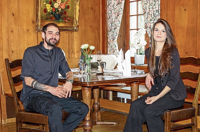 Ausgezeichnet: Das Wirtepaar Hugo Gomes und   Lisa Grossmann wurde für seine Fischküche ausgezeichnet. Melanie Bär