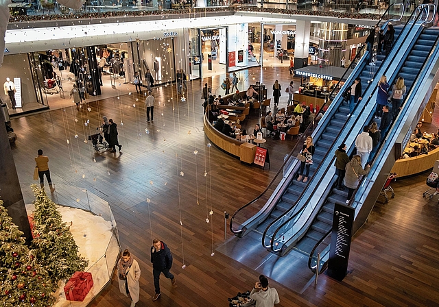 Wer am 24. Dezember nicht alleine sein will, kann Heiligabend im Shoppi Tivoli verbringen.Archiv