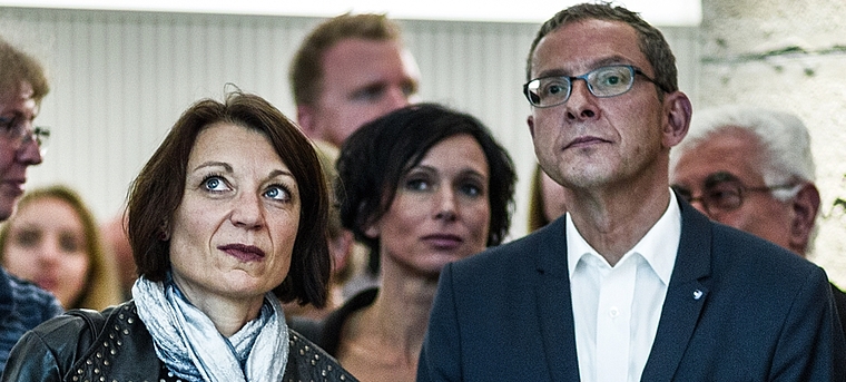 Bangen vor der Wahl: Yvonne Feri, Pascale Bruderer und Landammann Urs Hofmann am Sonntag in Aarau. Foto: az/sa