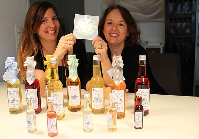 Martina Bosshard und Karin Zoro: Ihr «Sunne»-Sirup wurde von einer Fachjury mit Gold ausgezeichnet. Carolin Frei