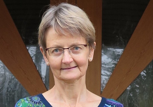 Pfarrerin Renate Bolliger kam über die Forschung zum Glauben. Foto: ska