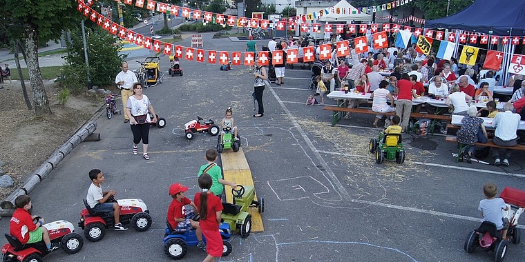 Die zahlreichen Kinder-Trampi-Traktoren wurden bis Mitternacht gefahren. zVg