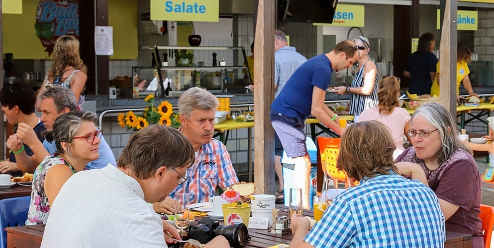 Die Badi-Beiz <em>wird ab nächster Saison von einem neuen Pächter geführt. (AZ Archiv/ Gaby Kost)</em>
