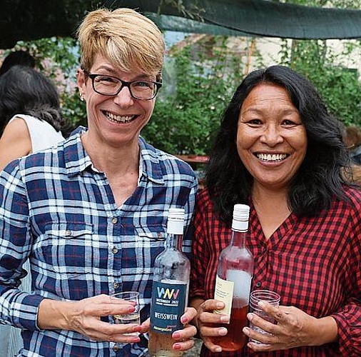 Moni Hunziker (l.) und Tsering Zobrist vom Damenturnverein. bär
