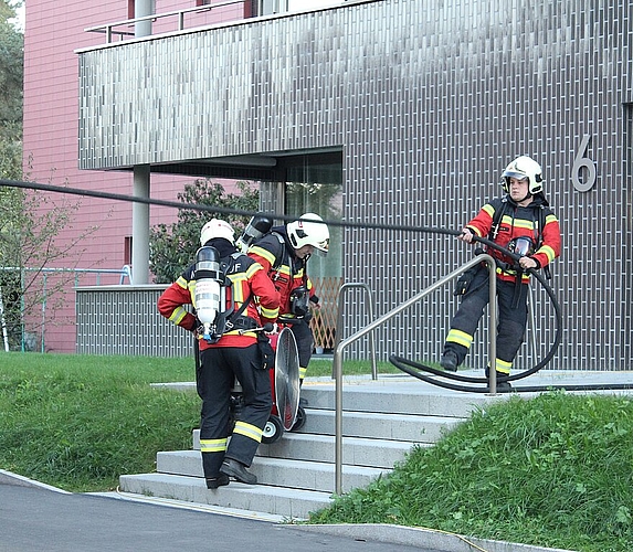 Die Übung fand an der Kappelstrasse 6 in Neuenhof statt.
