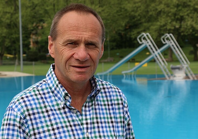 Kudi Müller kurz vor der Badieröffnung. Foto: bär 