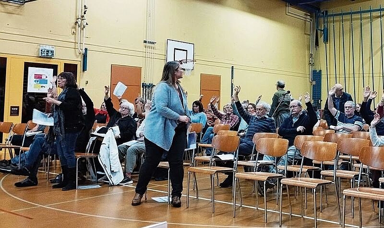 Sämtliche Traktanden wurden angenommen.