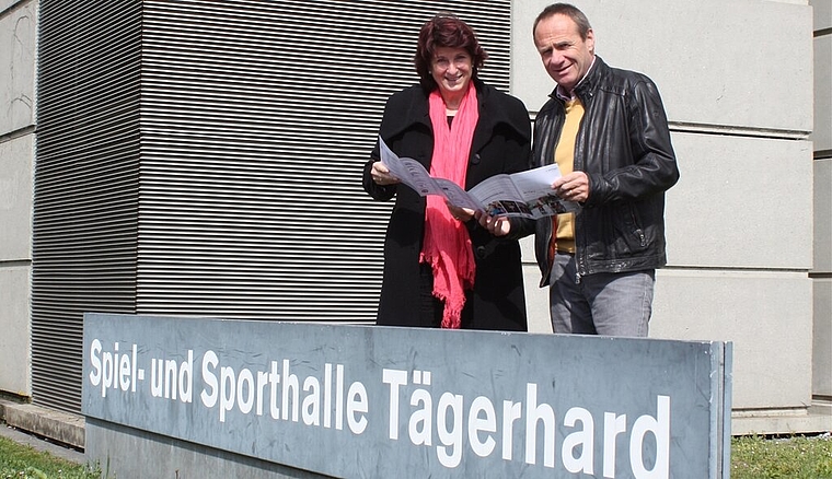 Antoinette Eckert, Vizeammann und Ressortvorsteherin, und Kurt Müller, Betriebsleiter Tägi, freuen sich aufs «go for 5». Foto: bär