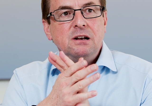 Der Wettinger Heinz Germann gibt sein Amt als Präsident der Wohnbau- genossenschaft «Lägern» nach 24 Jahren ab.Foto: Emmanuel Freudiger