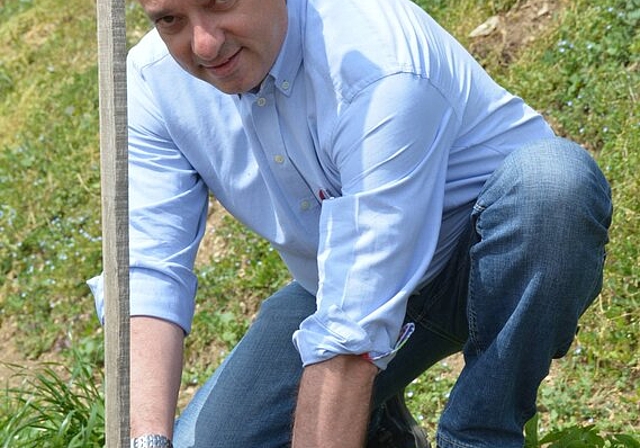 Legte am Dienstag selber Hand an: Gemeindeammann Markus Dieth.