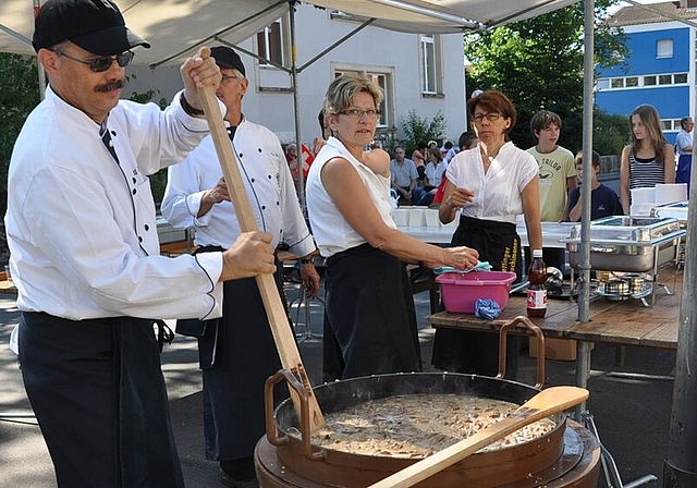 An der Wettinger Bundesfeier gibt es wieder Gratisrisotto. Foto: zVg