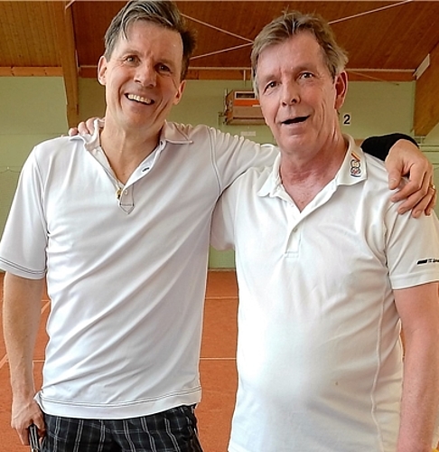 Gabor Cserhati (Sieger 45+) und Thomas Hürlimann (v.l.).
