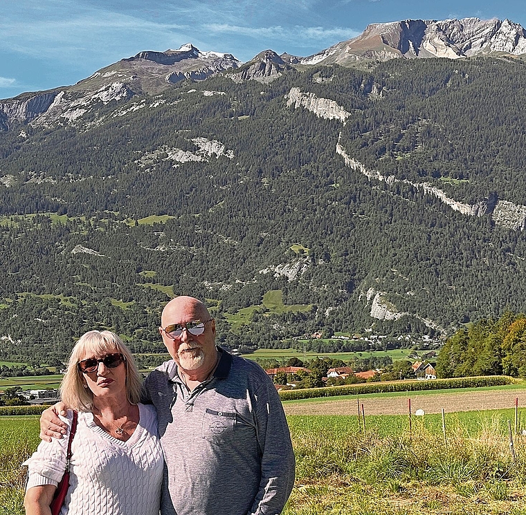 Miriam und Hanspeter Schmid sind ins Bündnerland nach Chur gezogen. zVg