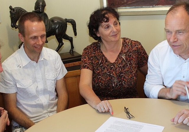 Freuen sich übers Resultat (v.l.) Heiner Studer, Thomas Sigrist, Therese Wyss und Andreas Disler. Foto: bär