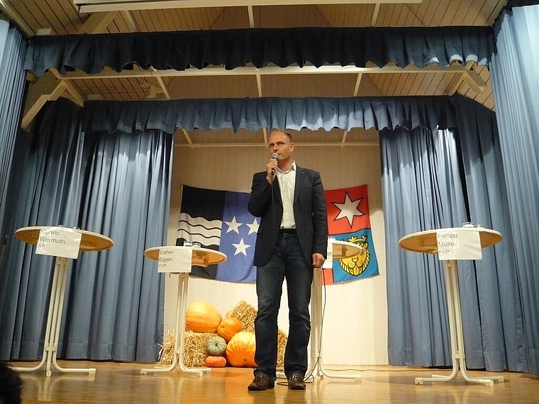 Josef Bütler gab am Freitagabend anlässlich des Podiumsgesprächs seinen Rücktritt als Gemeindeammann bekannt. Foto: Alexander Betschart
