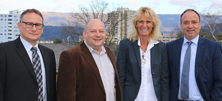 Ammänner Werner Scherer (l.) und Markus Dieth (r.), Gemeindepräsident Valentin Schmid, Gemeindepräsidentin Susanne Voser. bär