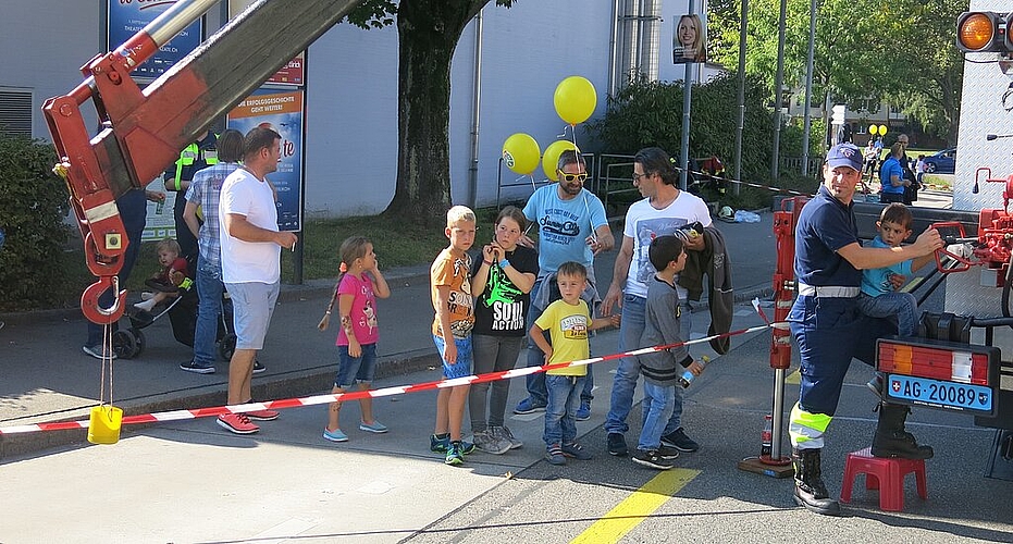 Die Feuerwehr Wettingen lud zum Geschicklichkeitsspiel ein.