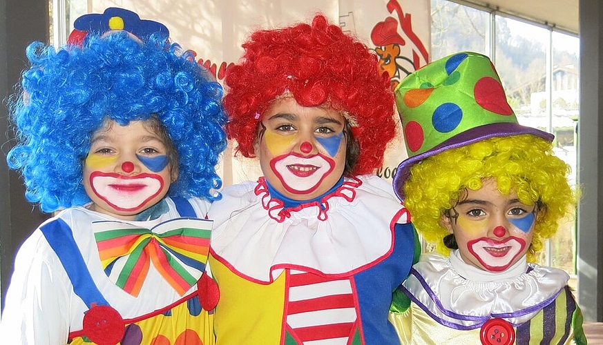 Valentina, Morena und Moira verkleideten sich als Clowns.
