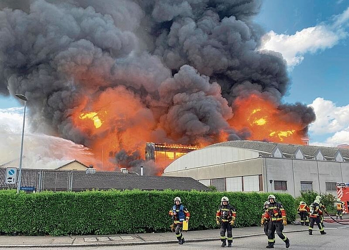 Beim Grossbrand standen über 200 Feuerwehrleute im Einsatz.Kapo
